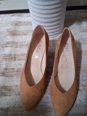Viscata Barcelona Wedge Close Toe Size 7.5/8 Sz 38